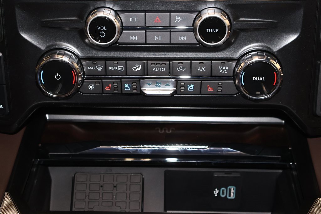 New 2026 Ford F450 King Ranch w/ Chrome Package image 28