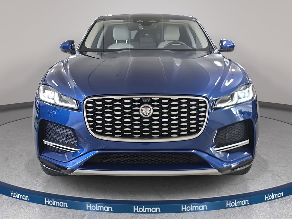Used 2021 Jaguar F-PACE image 3