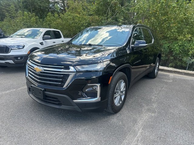 Used 2022 Chevrolet Traverse LT