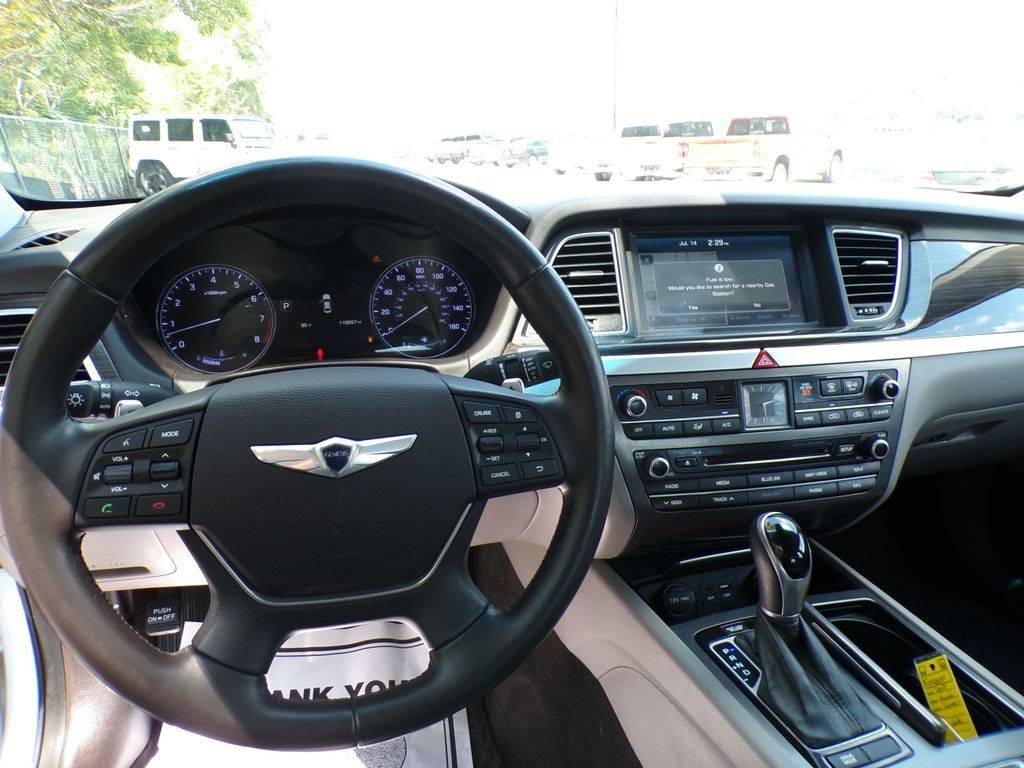 Used 2015 Hyundai Genesis 3.8 w/ Option Group 02 AWD/4WD image 10