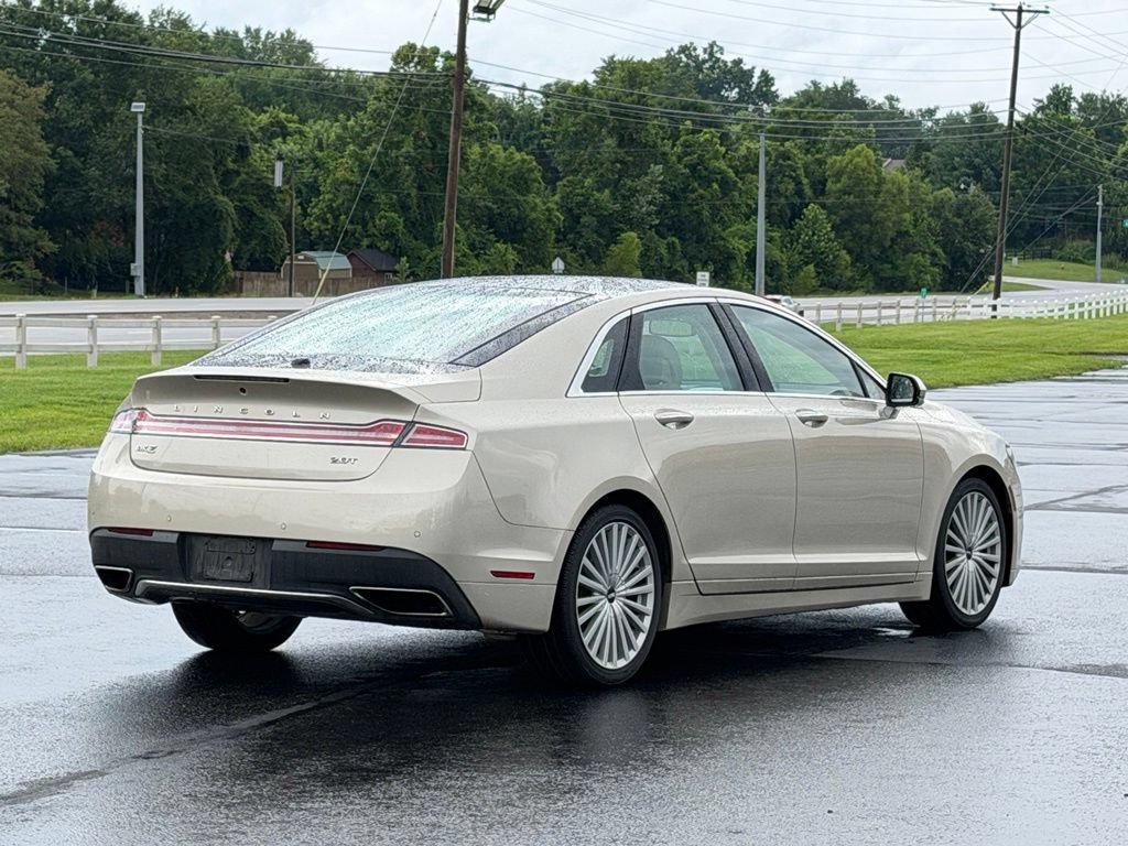 Used 2017 Lincoln MKZ Reserve FWD image 7