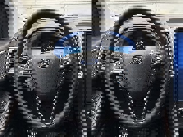 Used 2022 Ford Edge SEL w/ Convenience Package image 12