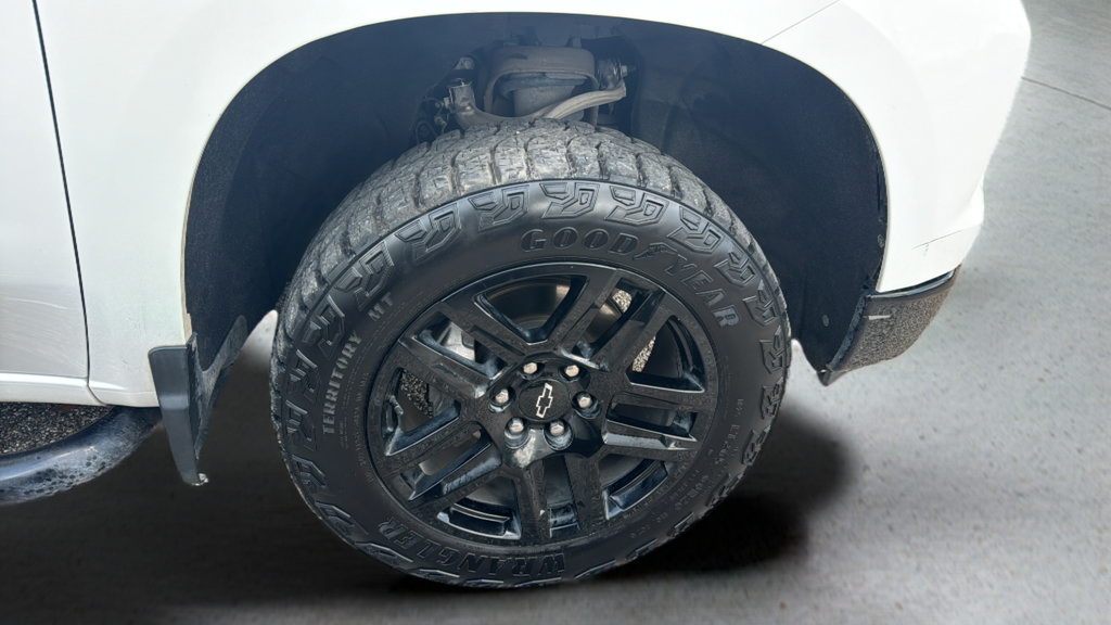 Used 2022 Chevrolet Silverado 1500 Custom Trail Boss AWD/4WD image 19