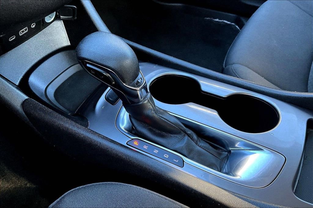 Certified 2022 Chevrolet Malibu LS image 28