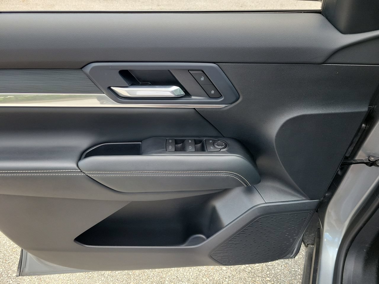 Used 2026 GMC Terrain Elevation FWD image 13