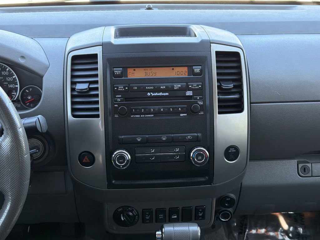 Used 2011 Nissan Frontier SL AWD/4WD image 11