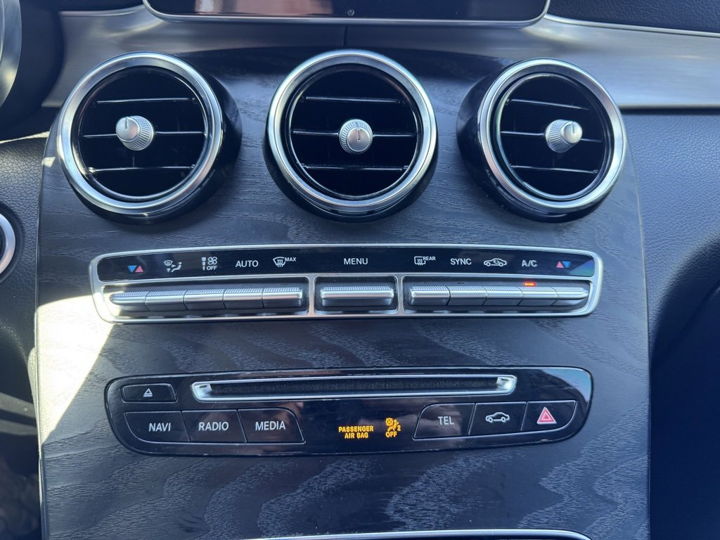 Used 2019 Mercedes-Benz GLC 300 image 18