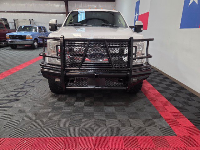 Used 2017 Ford F350 Lariat w/ Lariat Value Package AWD/4WD image 16