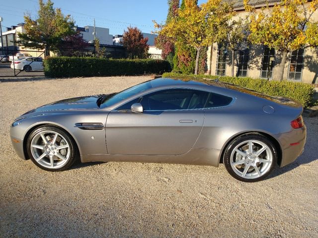 Used 2007 Aston Martin V8 Vantage Coupe image 9