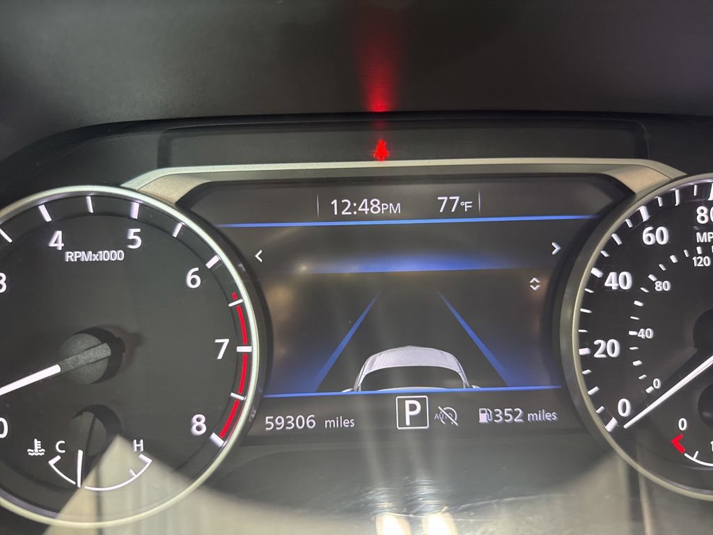 Used 2024 Nissan Sentra SV FWD image 17