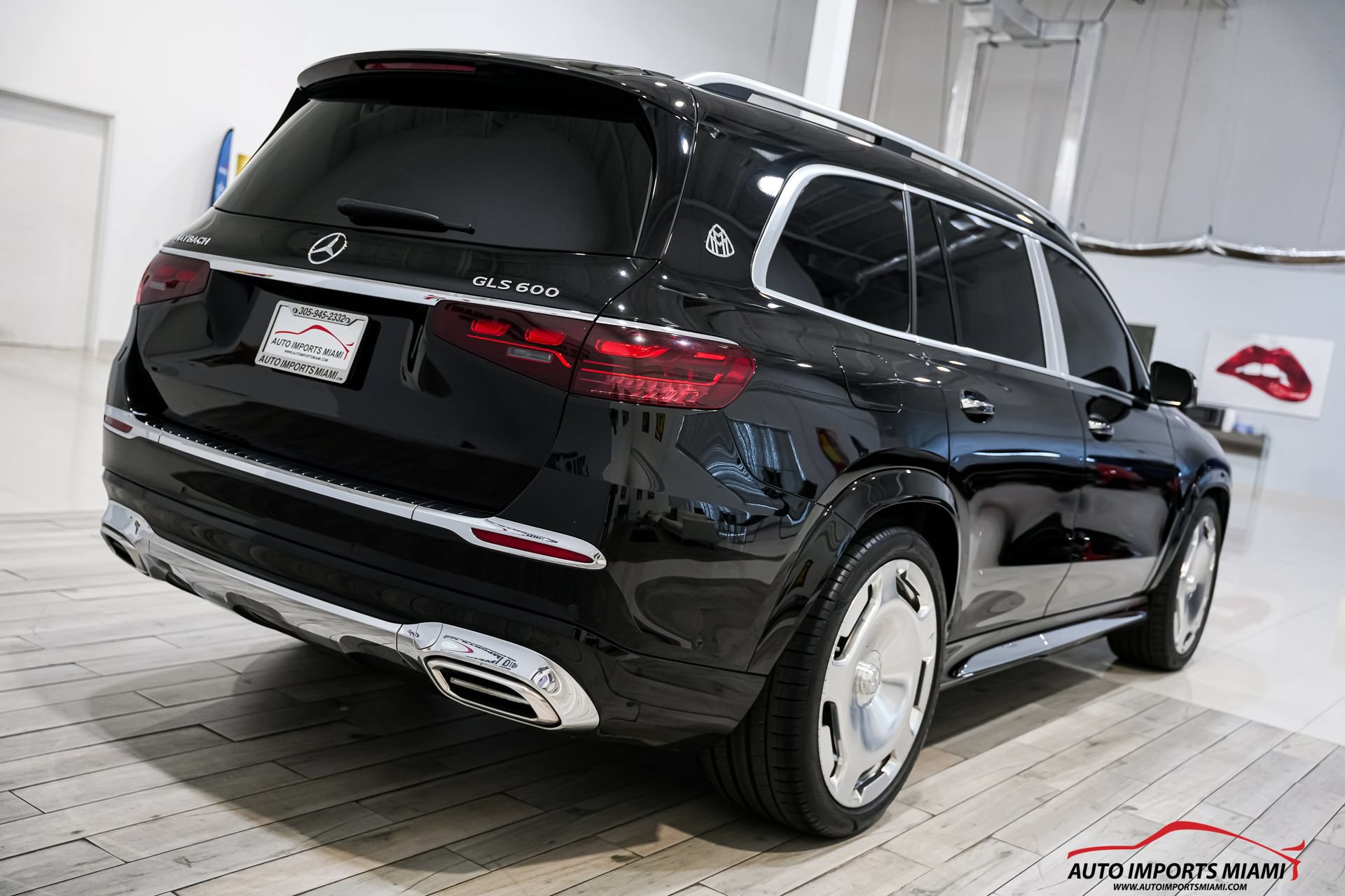 Used 2024 Mercedes-Benz Maybach GLS 600 4MATIC image 25