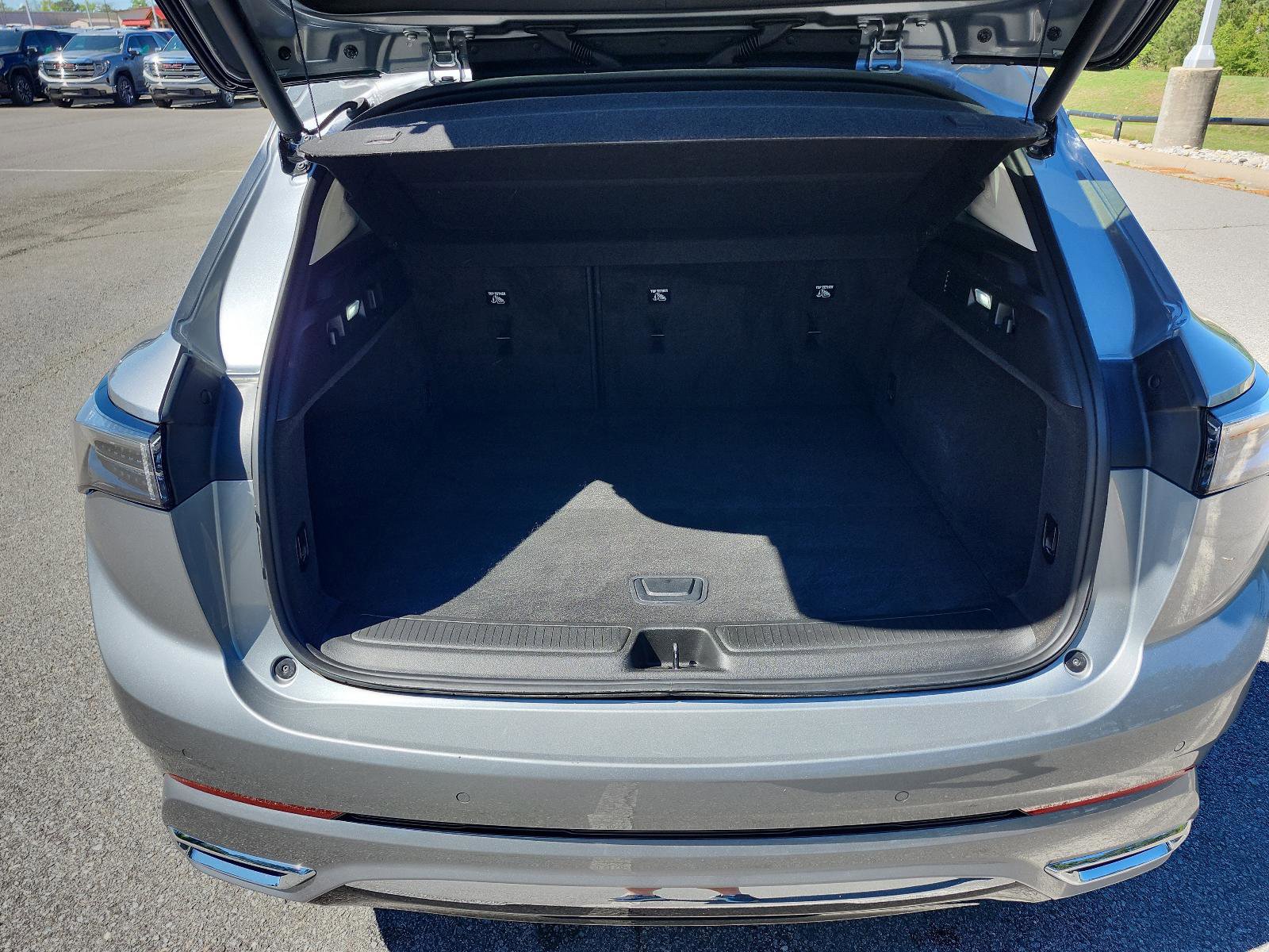 Certified 2025 Buick Envision Avenir AWD/4WD image 11