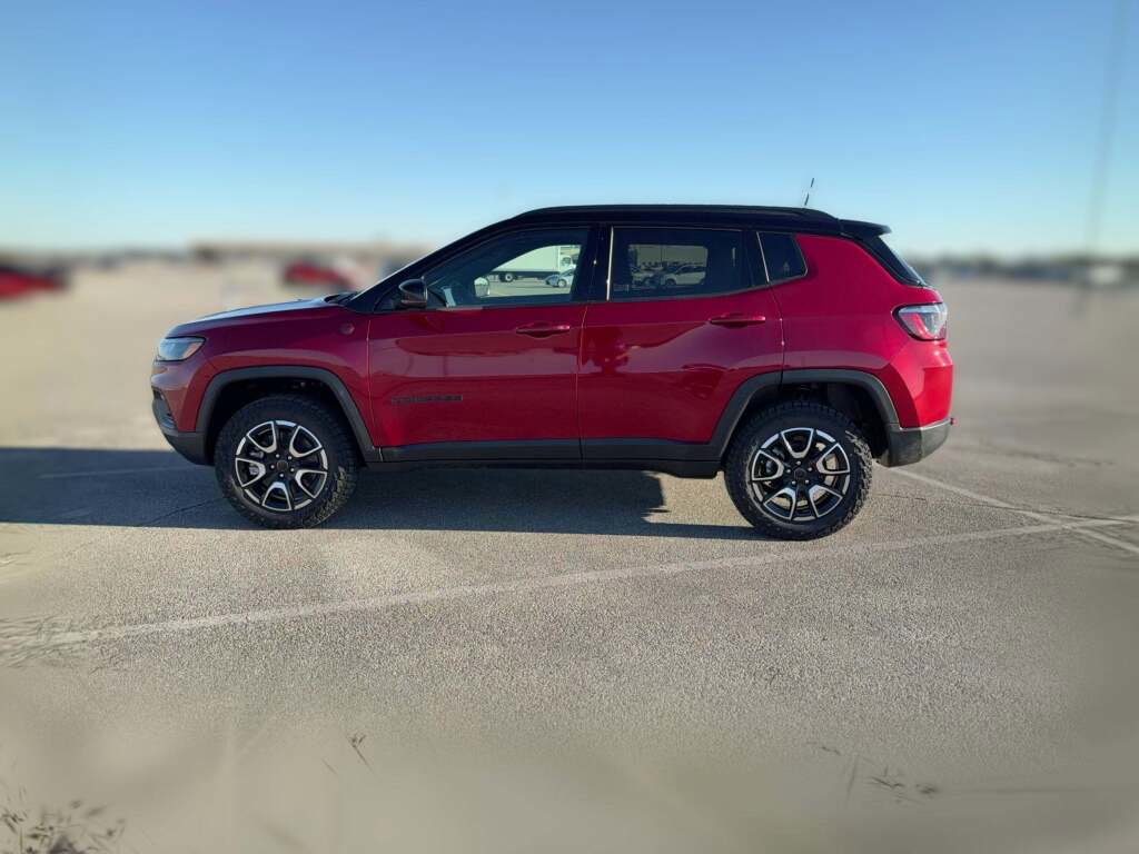 New 2026 Jeep Compass Trailhawk image 6