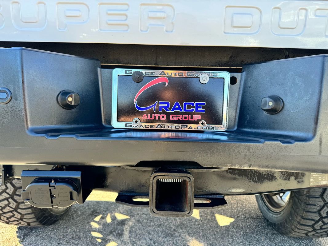 Used 2014 Ford F250 Platinum w/ FX4 Off-Road Package image 36