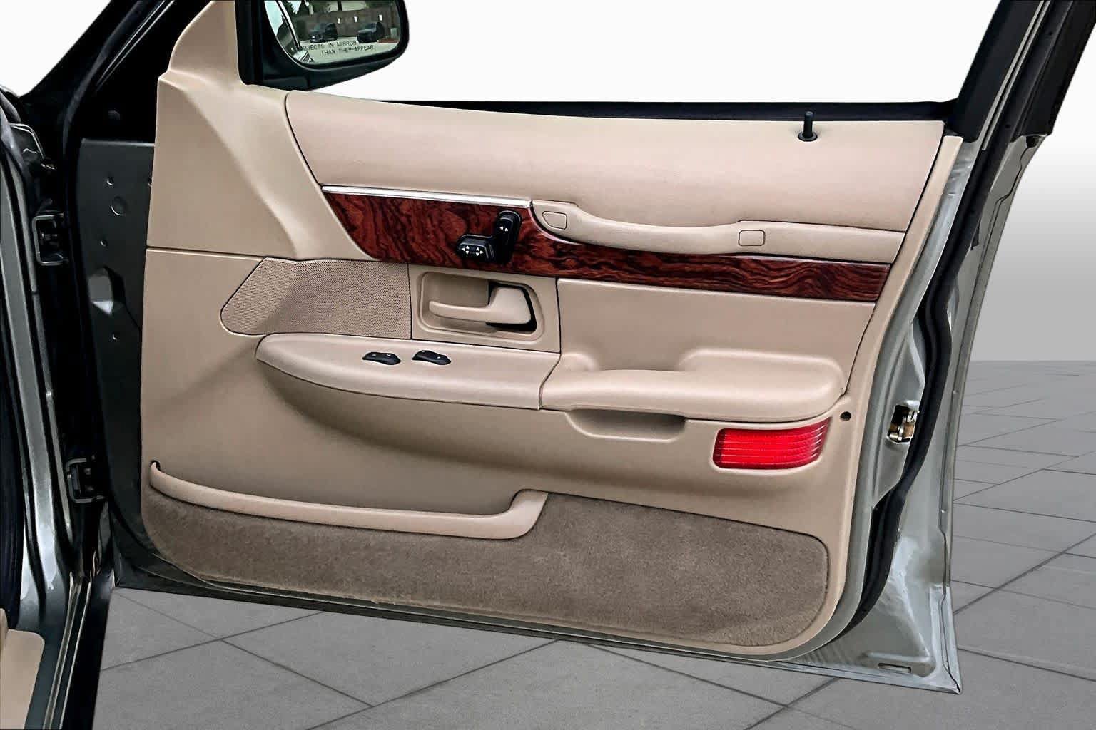 Used 2002 Mercury Grand Marquis LS RWD image 20