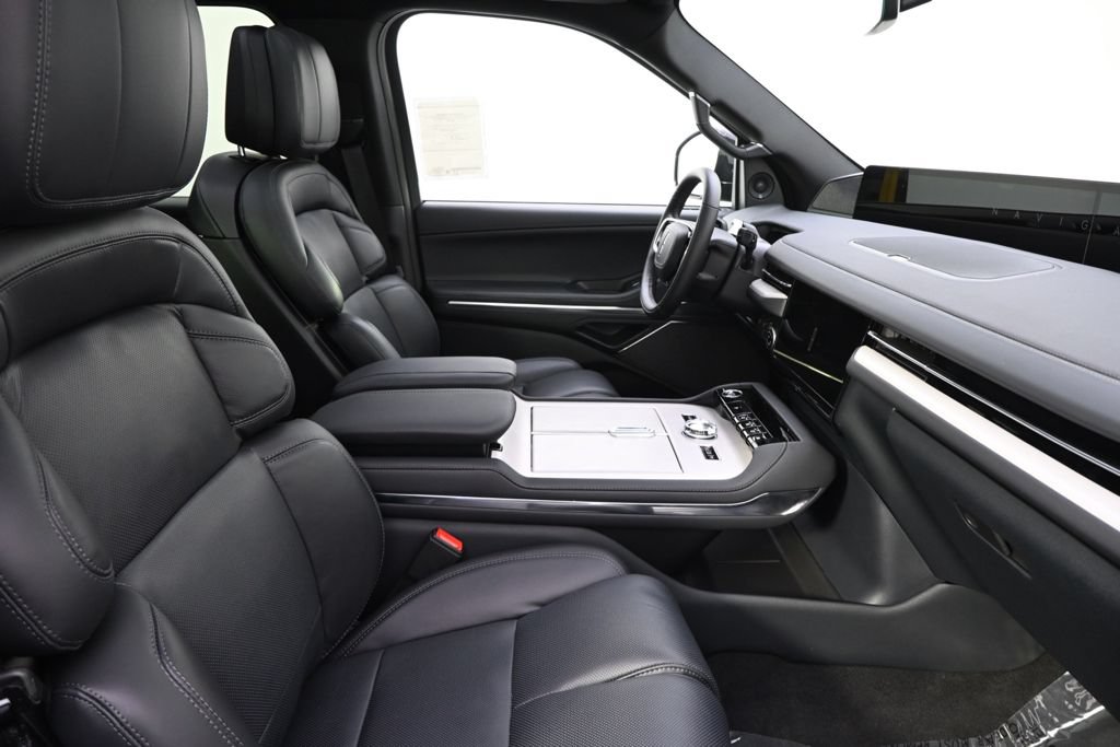 New 2027 Lincoln Navigator L Reserve w/ Jet Appearance Package AWD/4WD image 16