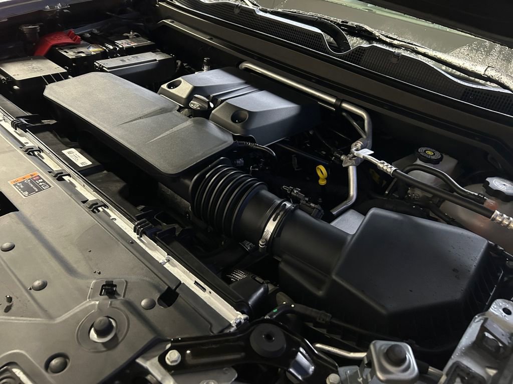 Used 2024 Chevrolet Colorado LT w/ LT Convenience Package II image 30