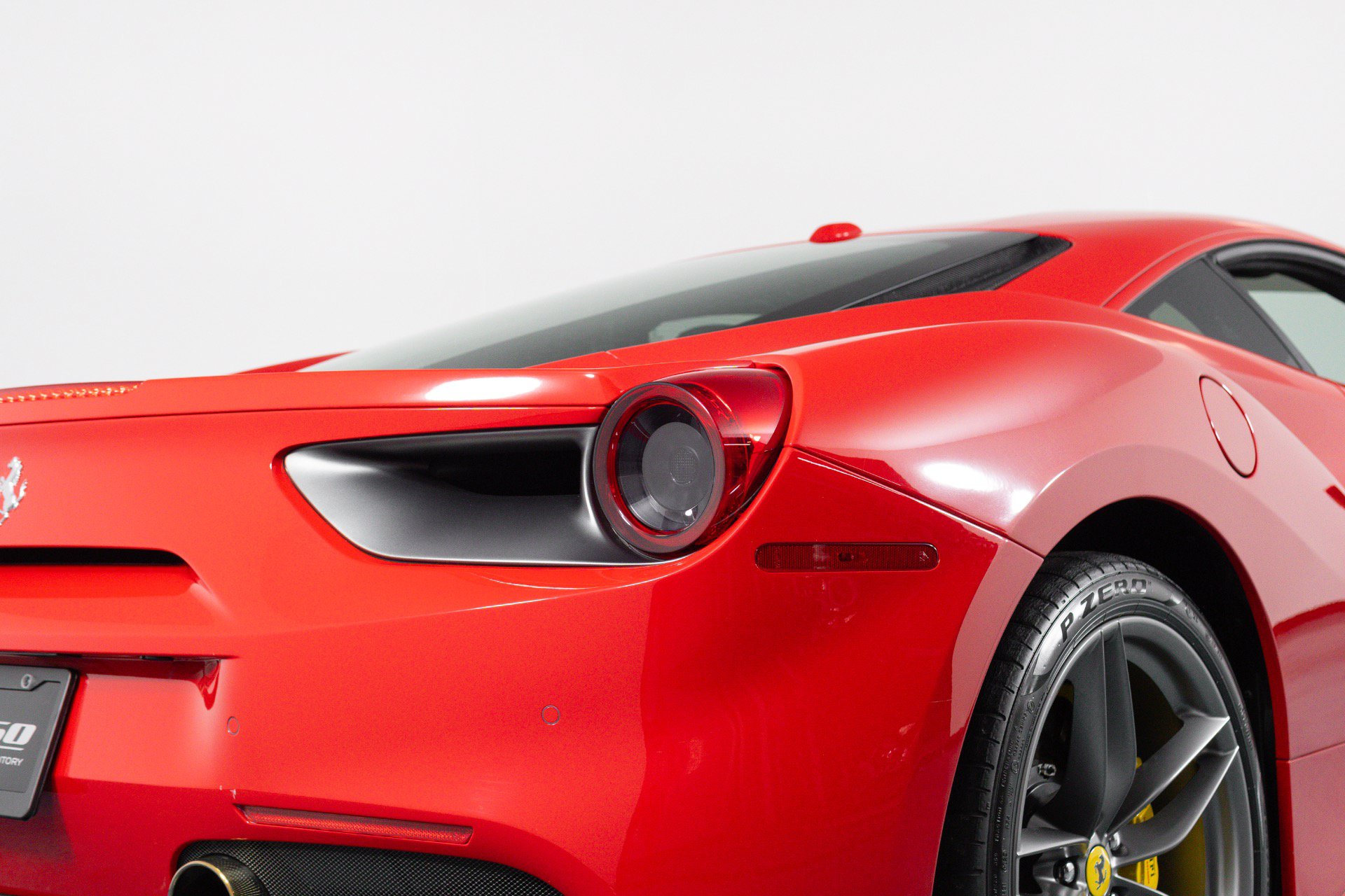 Used 2017 Ferrari 488 GTB RWD image 21