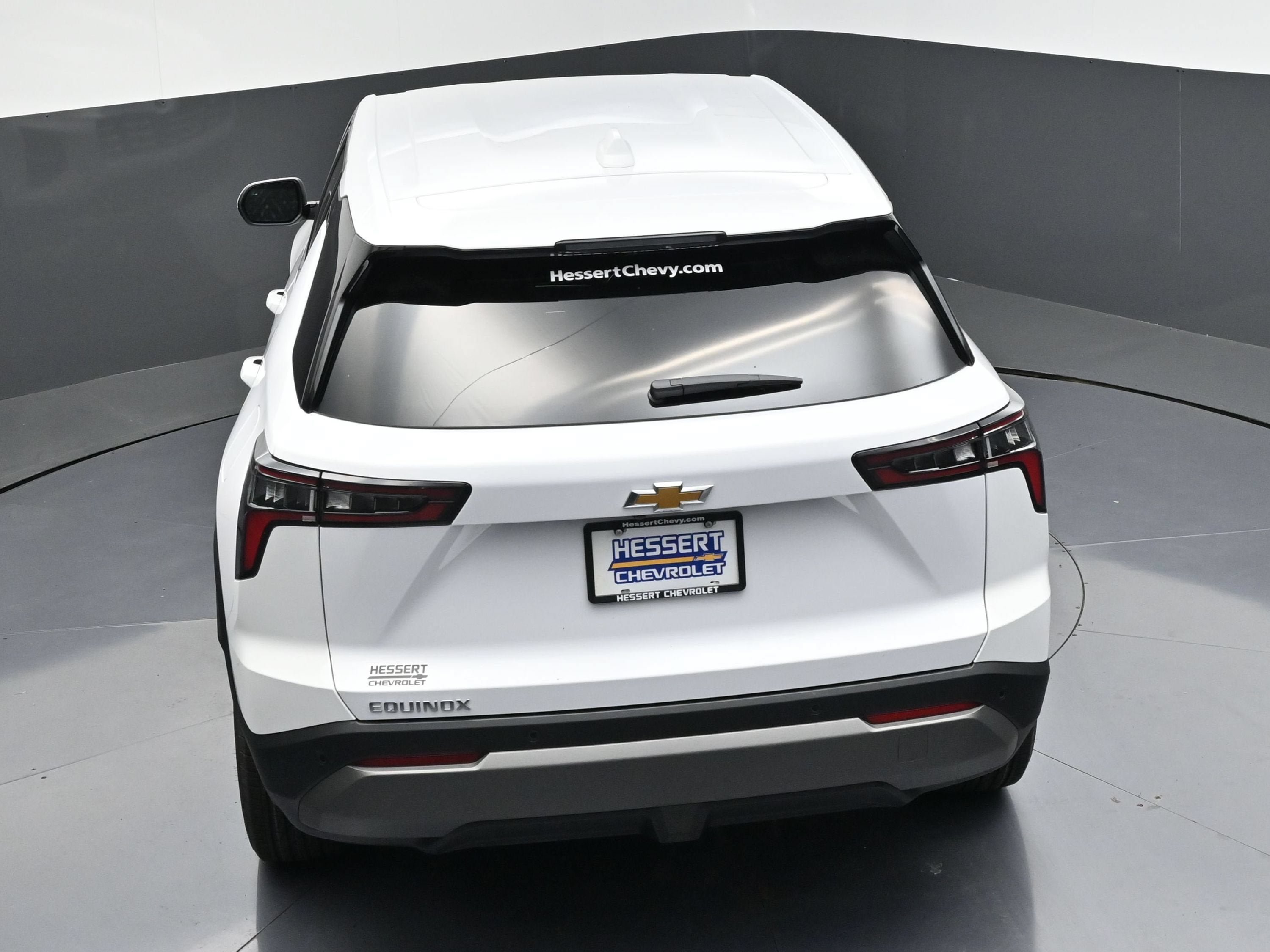 New 2027 Chevrolet Equinox LT w/ Convenience Package II FWD image 50