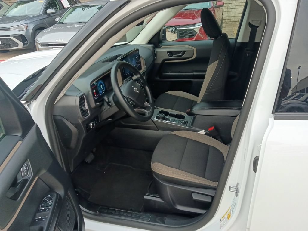 Used 2025 Ford Bronco Sport Big Bend AWD/4WD image 4