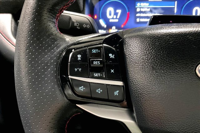 Used 2025 Ford Explorer ST-Line AWD/4WD image 18