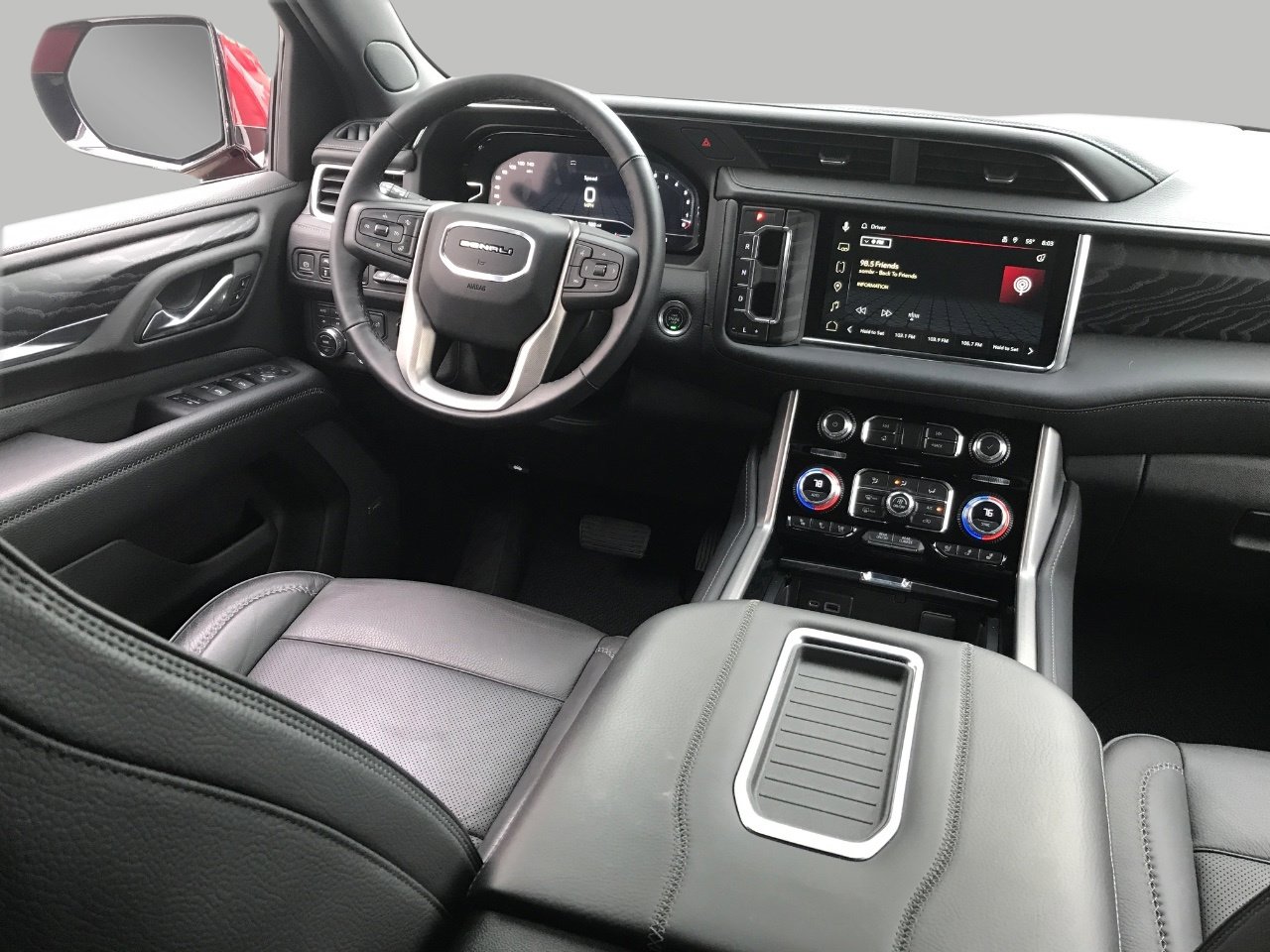 Certified 2023 GMC Yukon Denali w/ Max Trailering Package image 5