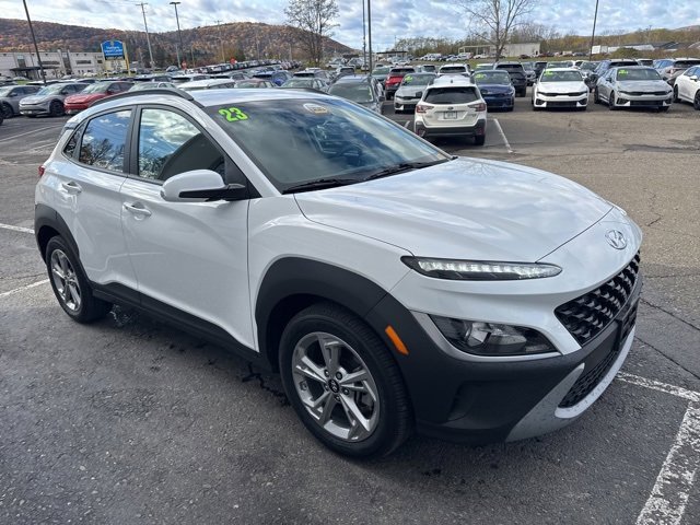 Used 2023 Hyundai Kona SEL w/ Cargo Package image 6