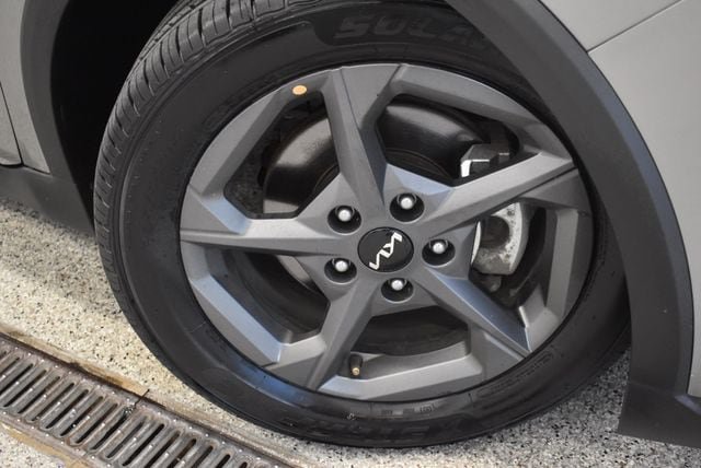 Used 2025 Kia K4 FWD image 29