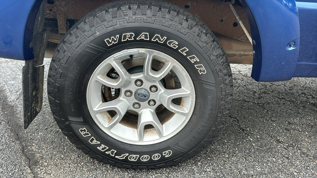 Used 2011 Ford Ranger Sport w/ Bright Trim Group AWD/4WD image 8