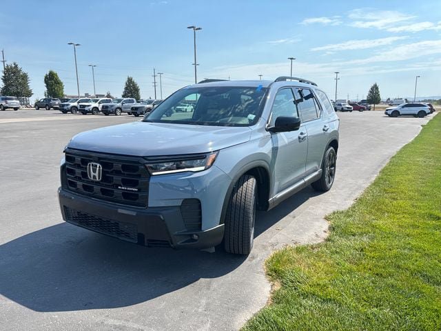 New 2026 Honda Pilot Black Edition image 7