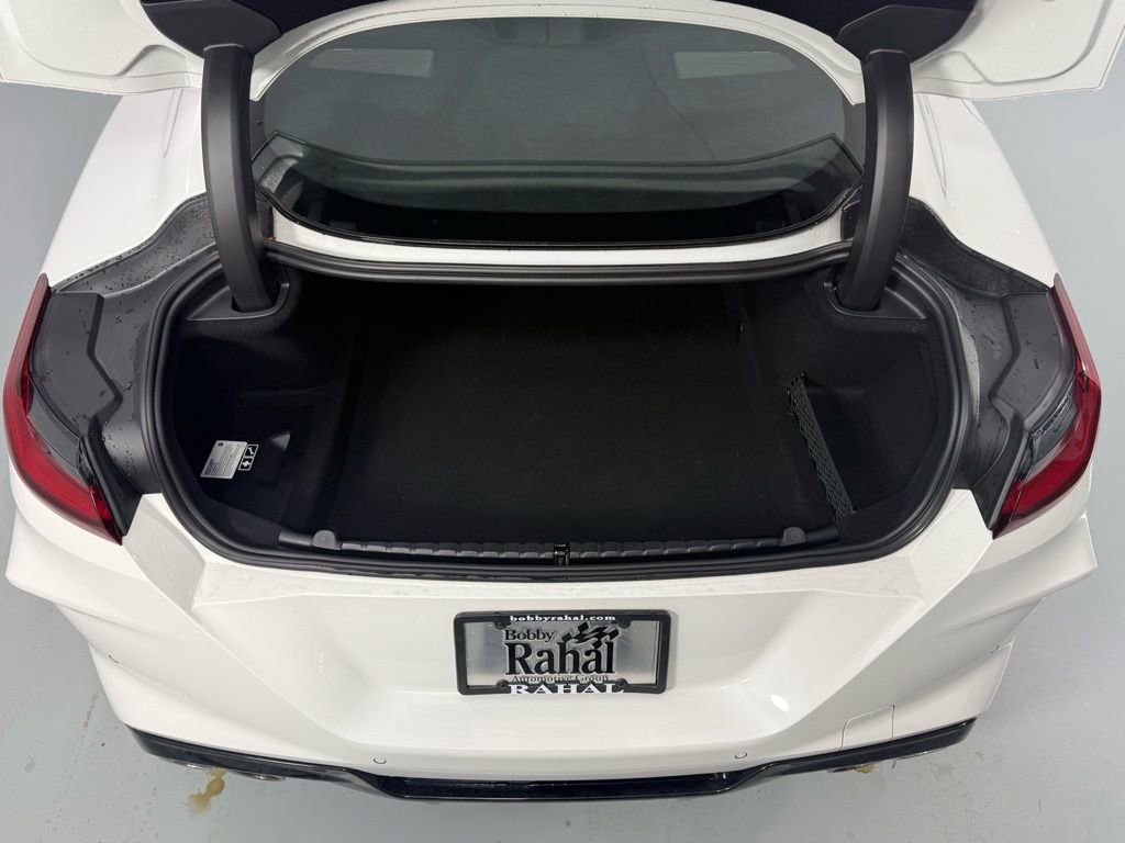 Used 2020 BMW M8 Coupe w/ Driving Assistance Package image 10