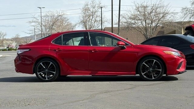 Used 2020 Toyota Camry XSE w/ Blackout Package FWD image 4