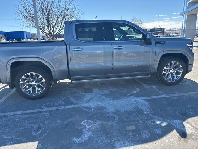 Used 2025 GMC Sierra 1500 Denali Ultimate AWD/4WD image 8