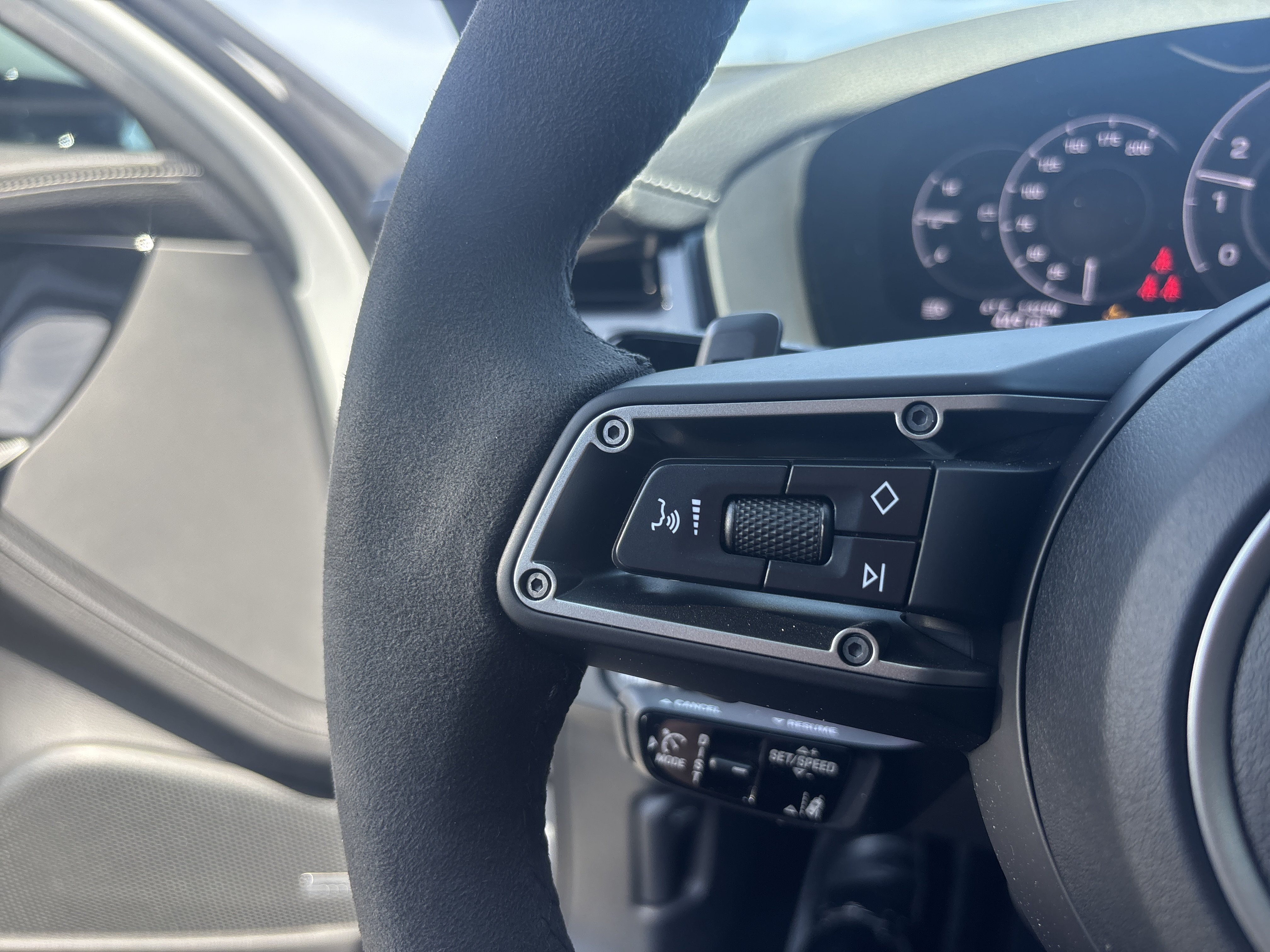 Certified 2026 Porsche Panamera image 30