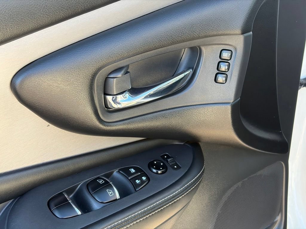 Certified 2023 Nissan Murano SL w/ SL Moonroof Package AWD/4WD image 12