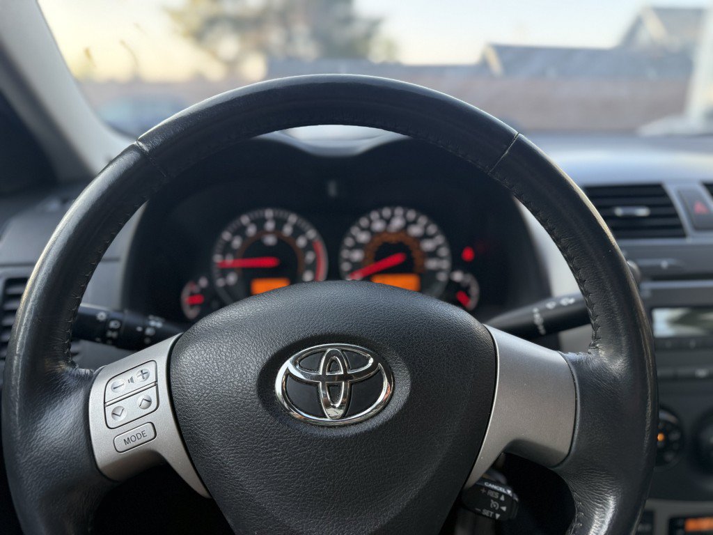 Used 2010 Toyota Corolla S FWD image 29