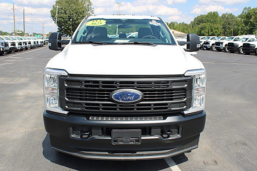 Used 2025 Ford F250 XLT image 9