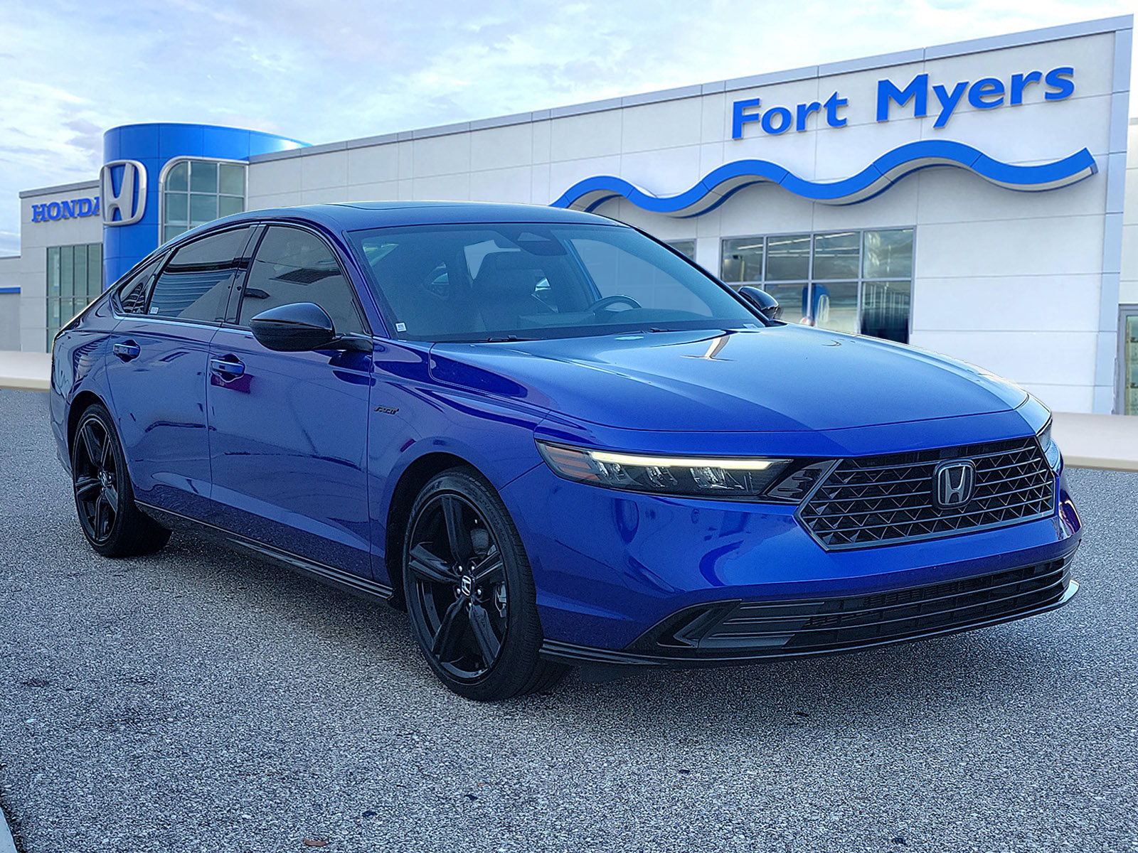 Used 2024 Honda Accord Sport image 1