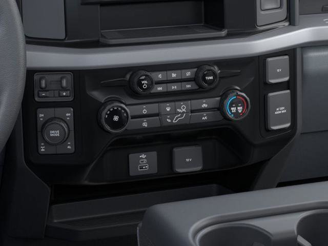 Used 2023 Ford F350 XLT w/ 360-Degree Camera Package image 15