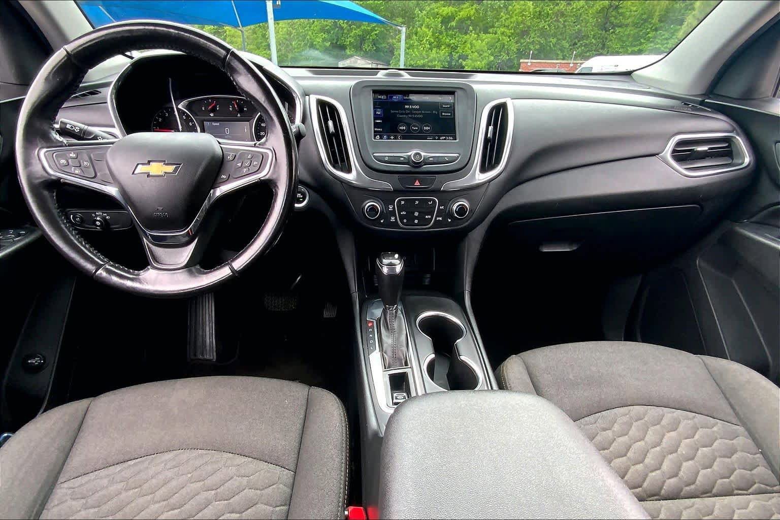 Used 2019 Chevrolet Equinox LT FWD image 16
