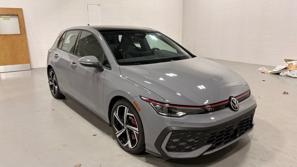 New 2026 Volkswagen GTI SE FWD image 6