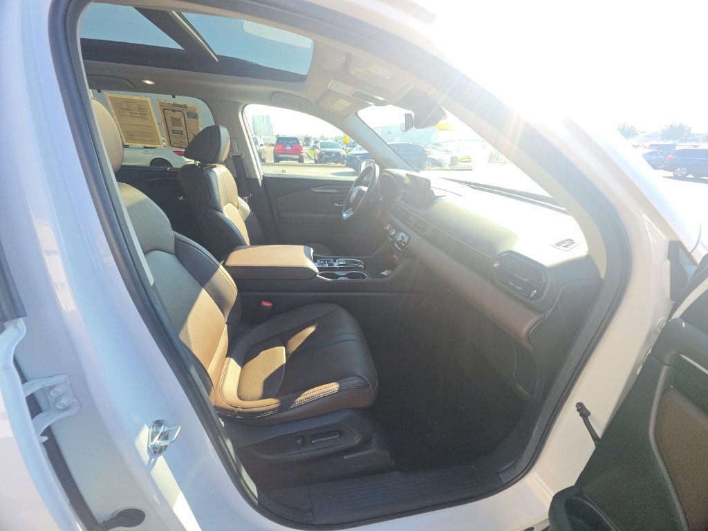 Certified 2025 Honda Pilot Elite image 34