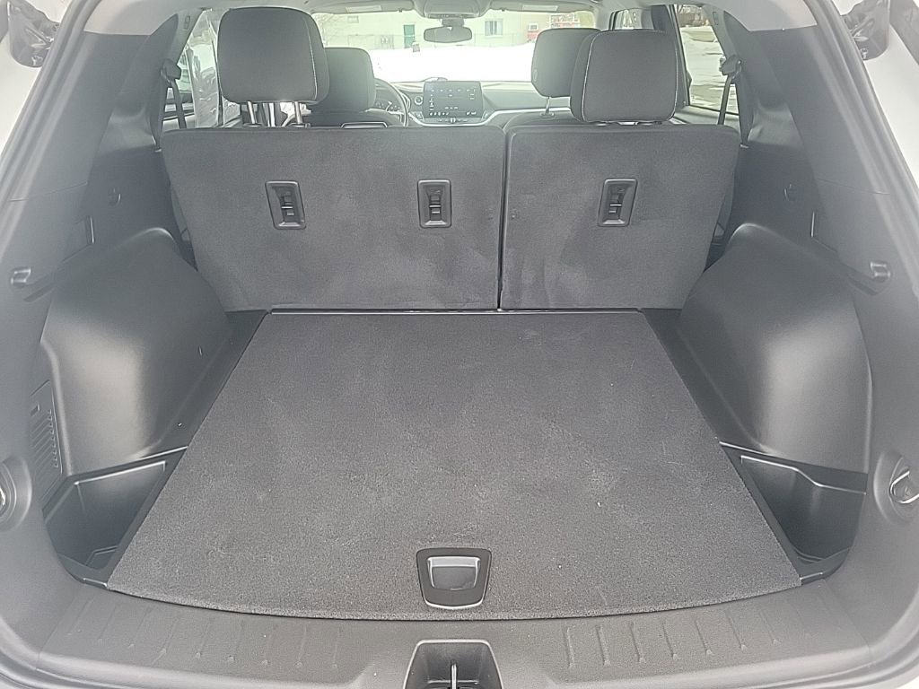 Certified 2023 Chevrolet Blazer LT w/ LPO, Floor Liner Package AWD/4WD image 28