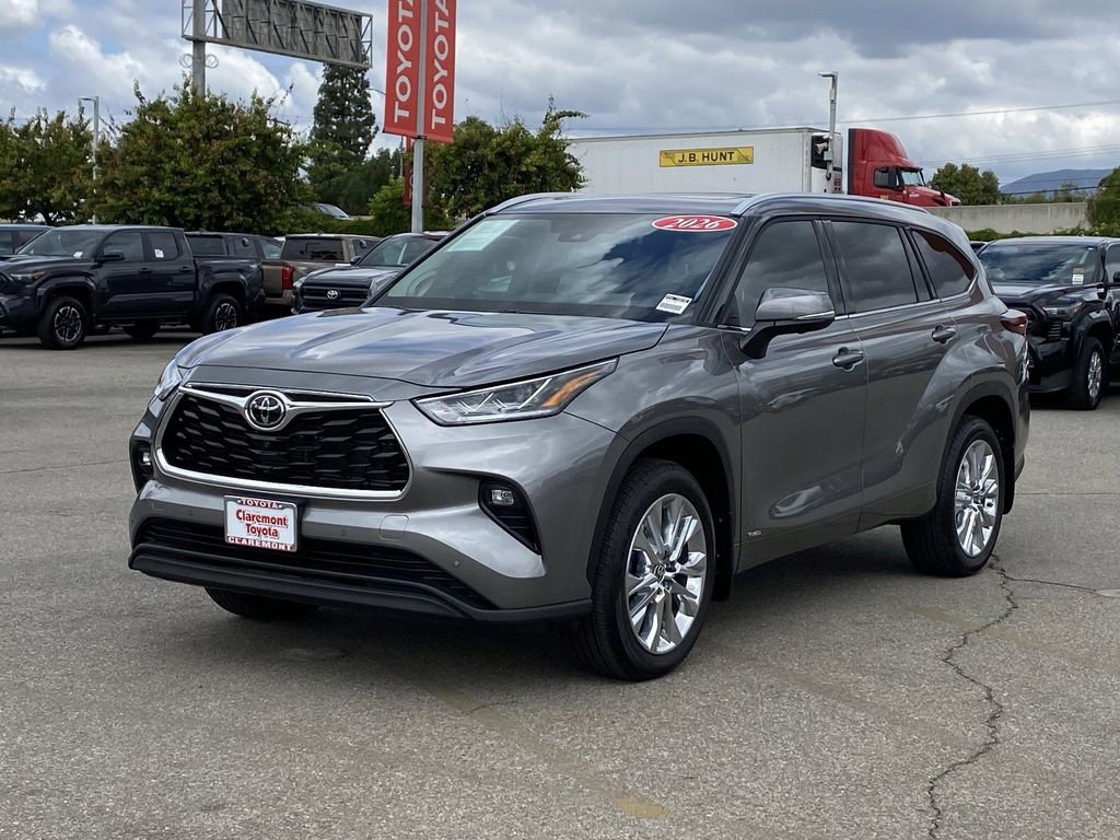 Certified 2026 Toyota Highlander Limited AWD/4WD image 38