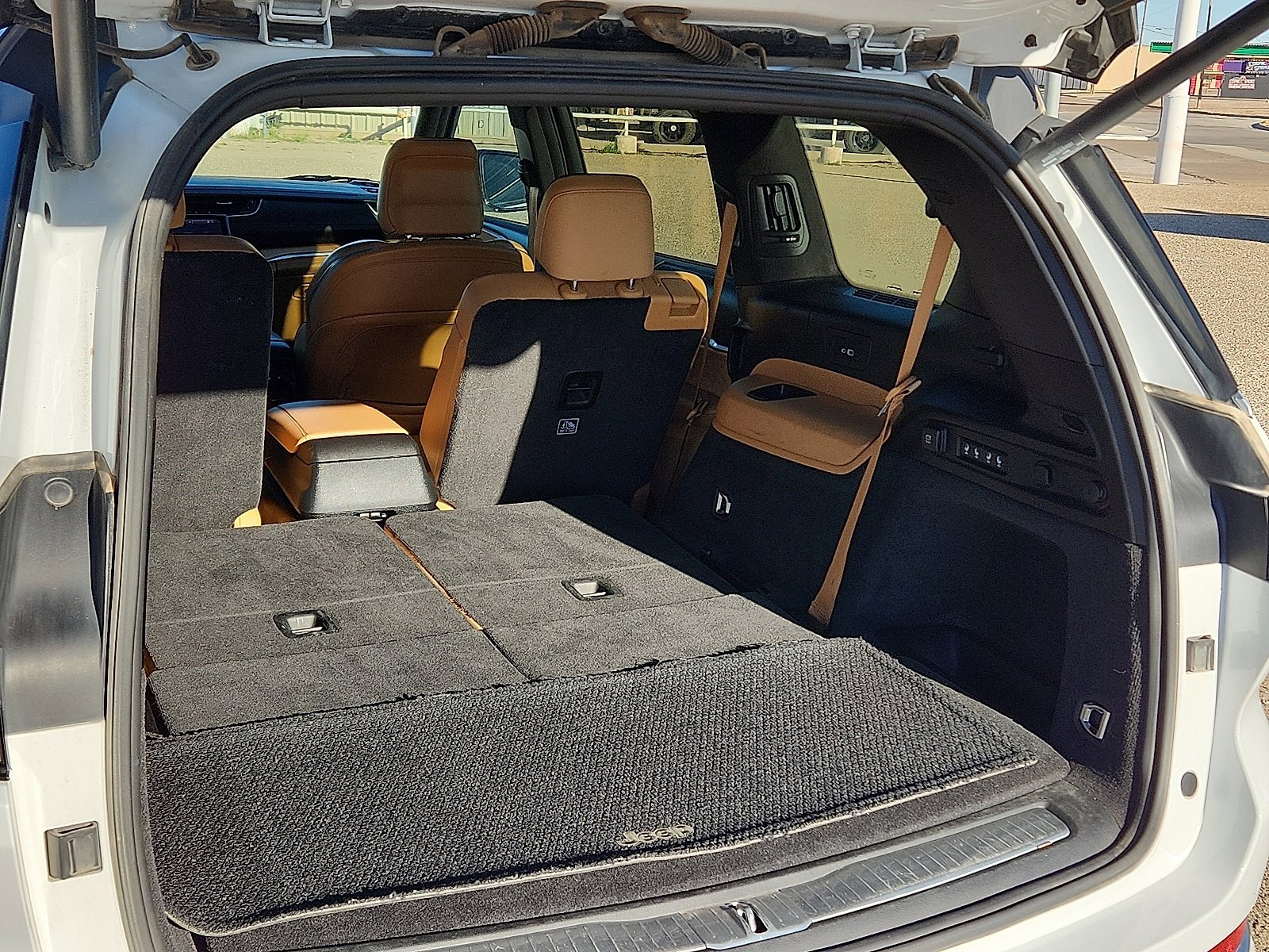 Used 2021 Jeep Grand Cherokee L Summit image 8