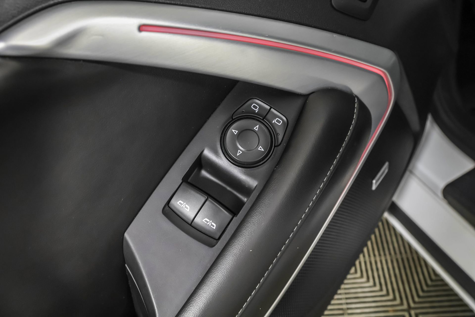 Used 2018 Chevrolet Camaro SS image 73