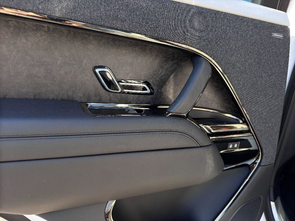 Used 2023 Land Rover Range Rover Sport SE Dynamic image 28