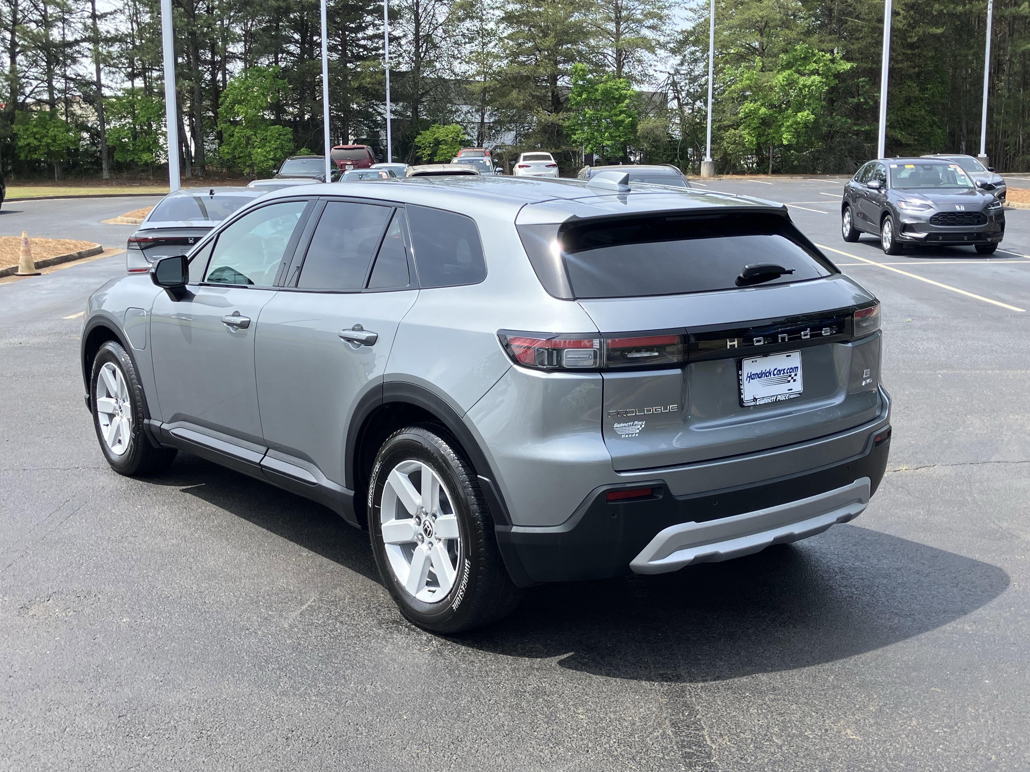 Used 2024 Honda Prologue EX image 8