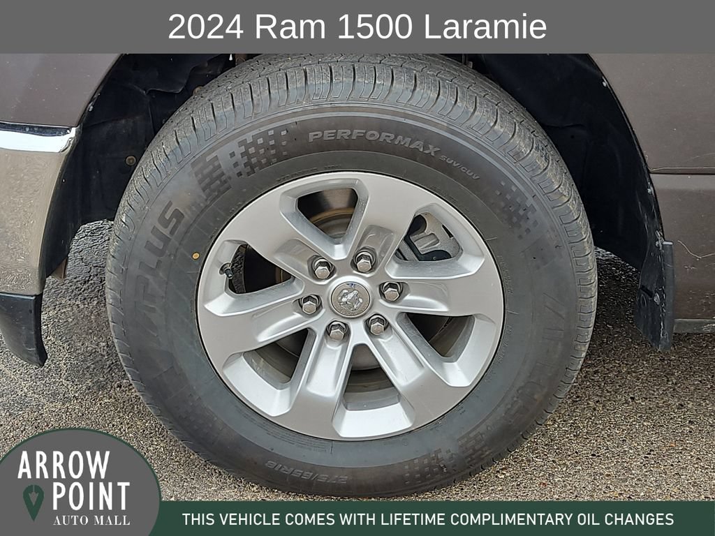 Used 2024 RAM 1500 Laramie AWD/4WD image 16