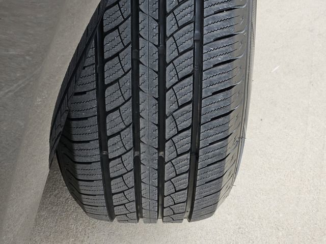 Used 2024 Ford Expedition XLT image 11